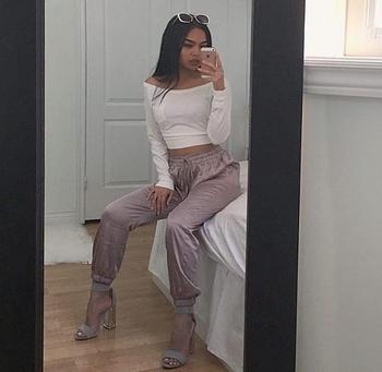 , 22  female escort, San Francisco