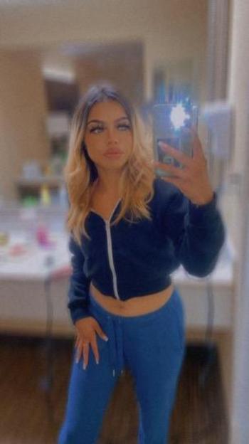 Valentina, 21  female escort, San Francisco