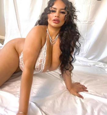Mia, 21  female escort, San Francisco