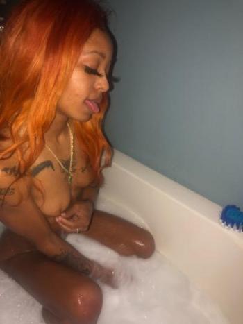 Nina, 23  female escort, San Francisco