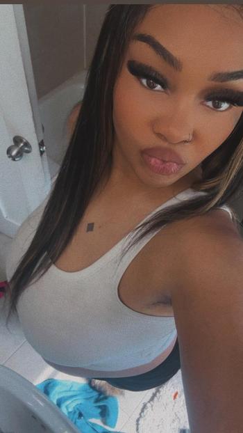 Geisha Lee , 23  female escort, San Francisco