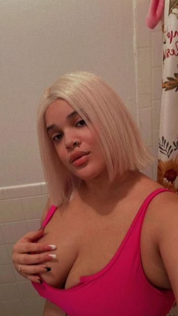 Crissy, 24  female escort, San Francisco